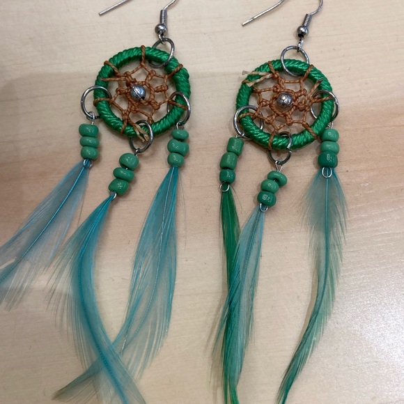 handmade Jewelry - Gorgeous green dreamcatcher earrings